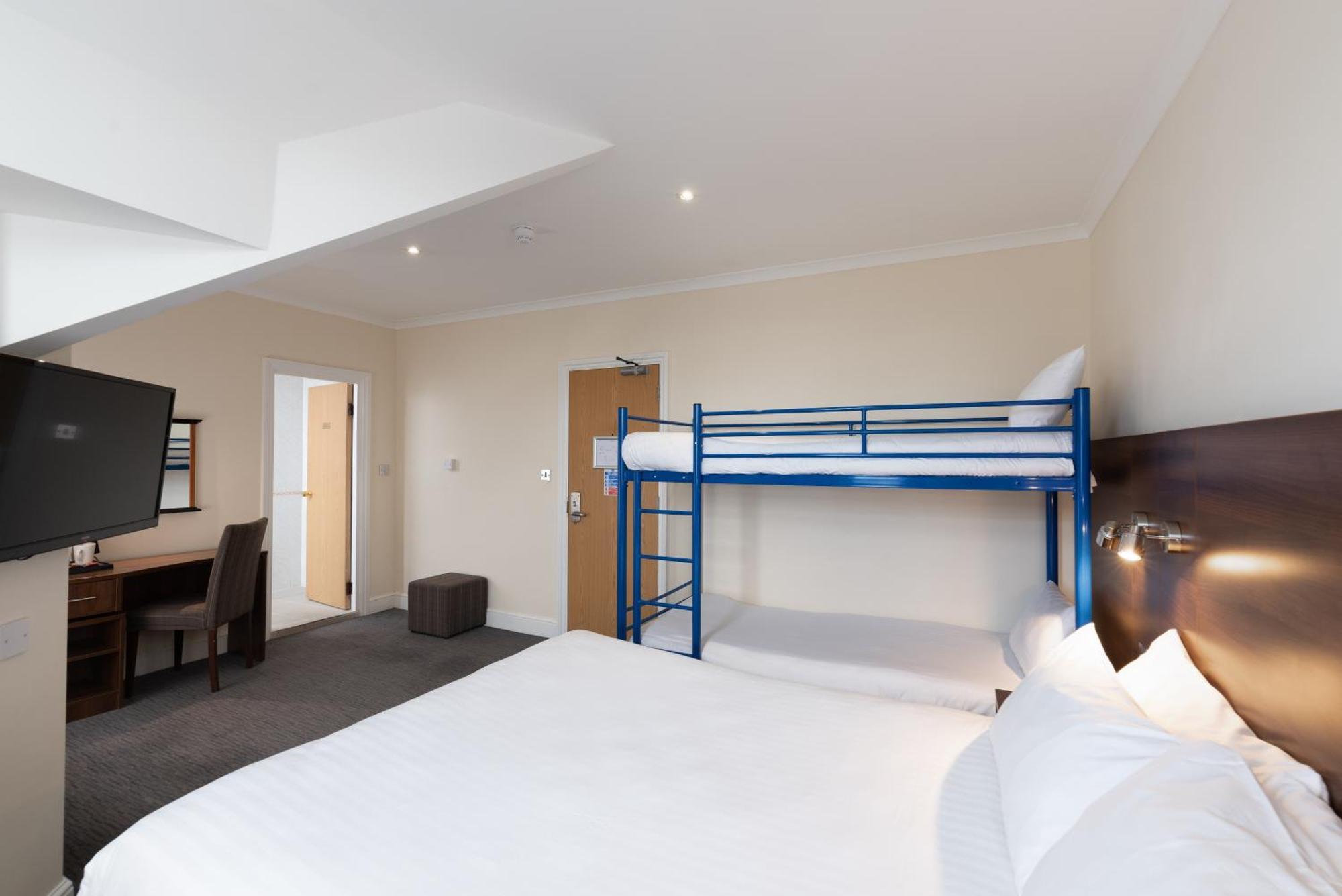 Best Western Carlton Hotel Блекпул Номер фото